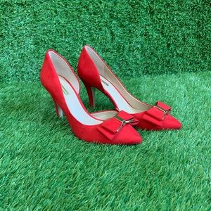 NWOT BCBGeneration Red Chester Bow Pump